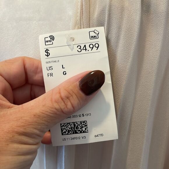 H&M Cream Pleated Halter Dress - Picture 6 of 8